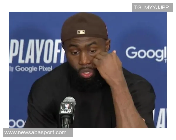 揭幕战主场对决76人杰伦布朗因左腿筋拉伤出战存疑