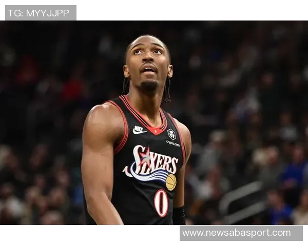 马克西谈肩部恢复情况比赛中感到不适如今状态良好无后顾之忧