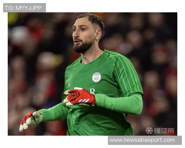 意大利足球队海报发布多纳鲁马巴雷拉雷特吉携手展现无悔拼搏精神 意大利足球队海报发布多纳鲁马巴雷拉雷特吉携手展现无悔拼搏精神