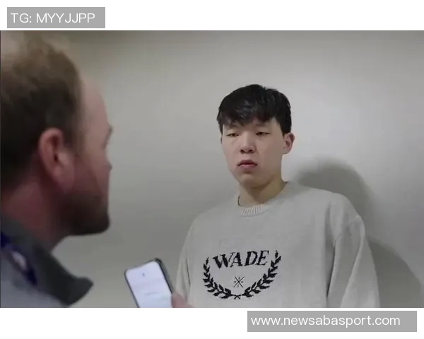 杨瀚森在G联赛中自信提升与英语交流能力显著进步的故事 杨瀚森在G联赛中自信提升与英语交流能力显著进步的故事
