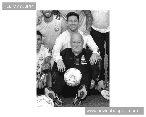 梅西悼念博卡青年主帅鲁索去世感慨足球界失去一位伟人